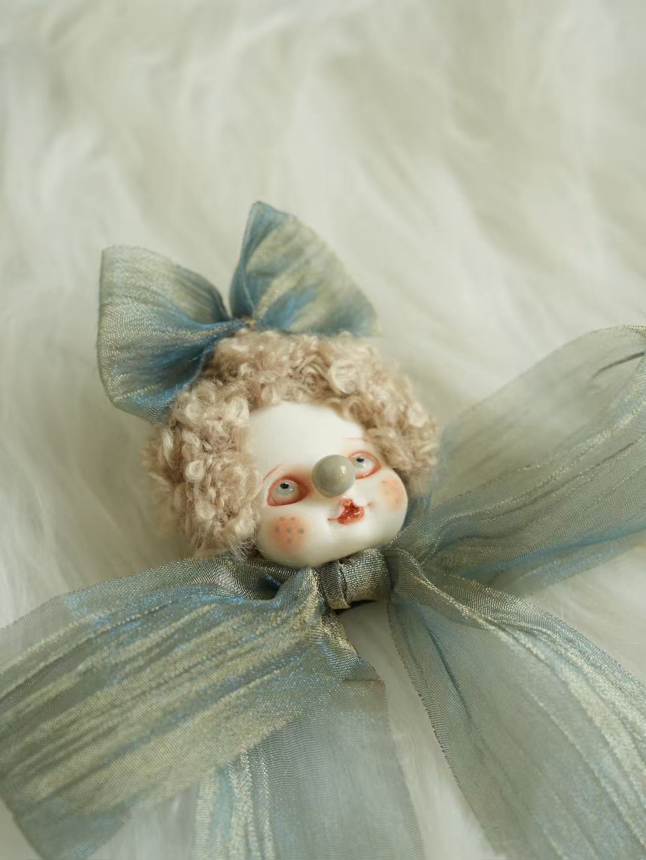 Blue & gold lace freckled doll brooch