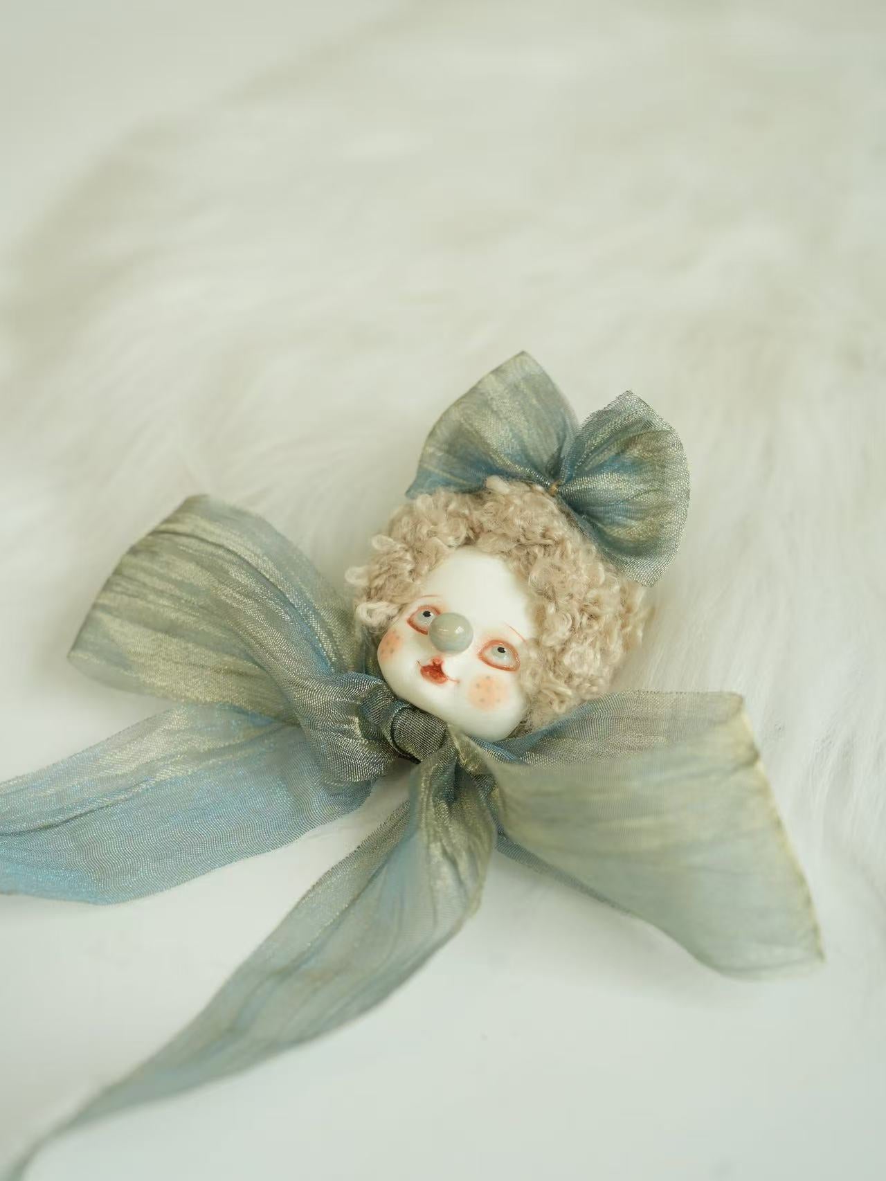 Blue & gold lace freckled doll brooch