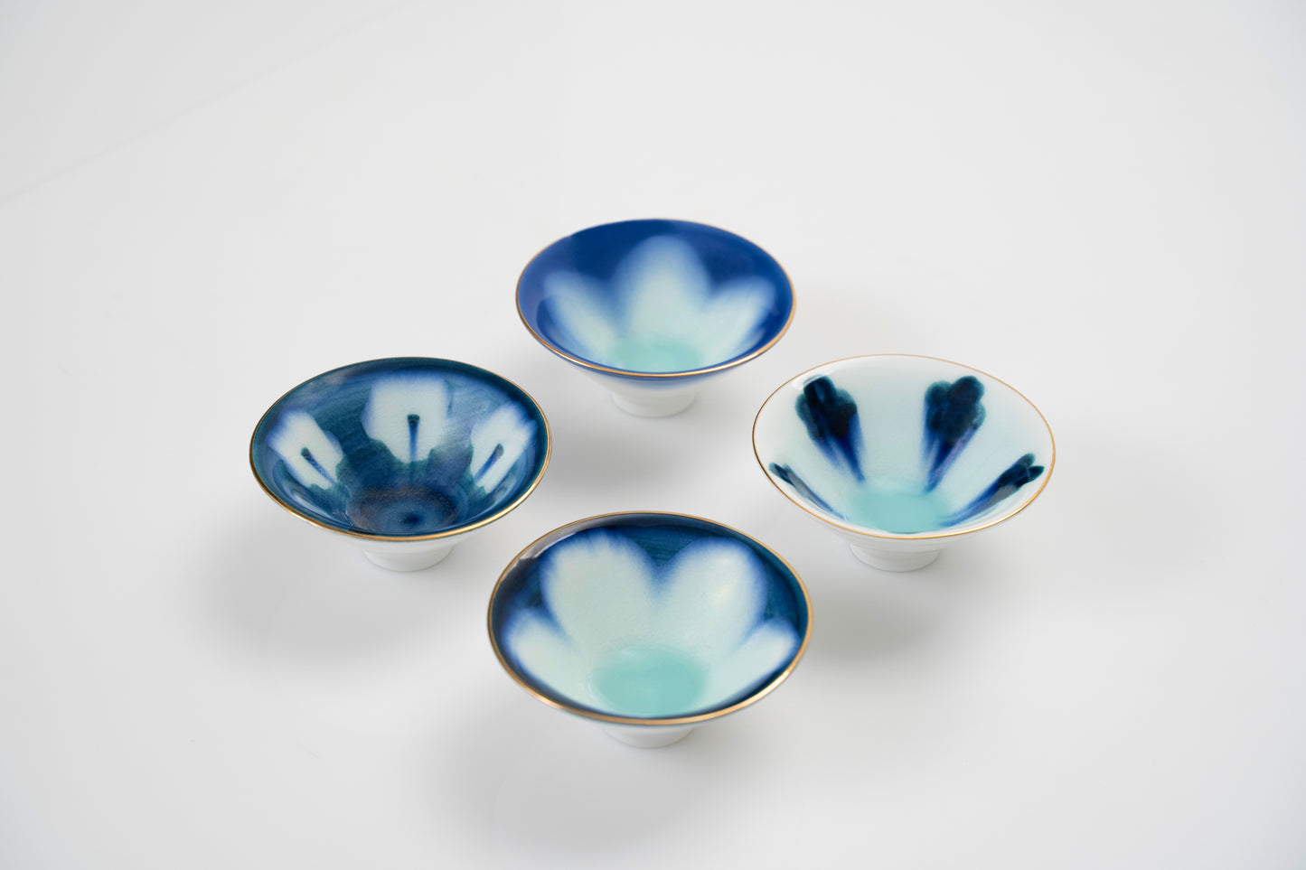 Blue & White Qinghua Tea Cup
