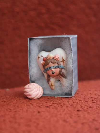 Sweet trap（tooth）sculpture